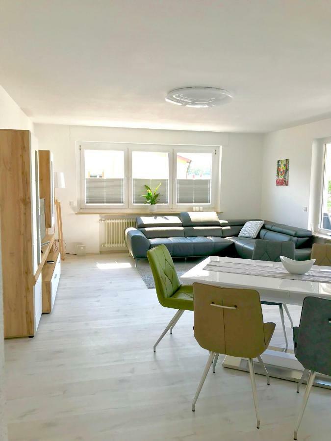 Apartamento Haus Mozartstrasse Mutlangen Exterior foto